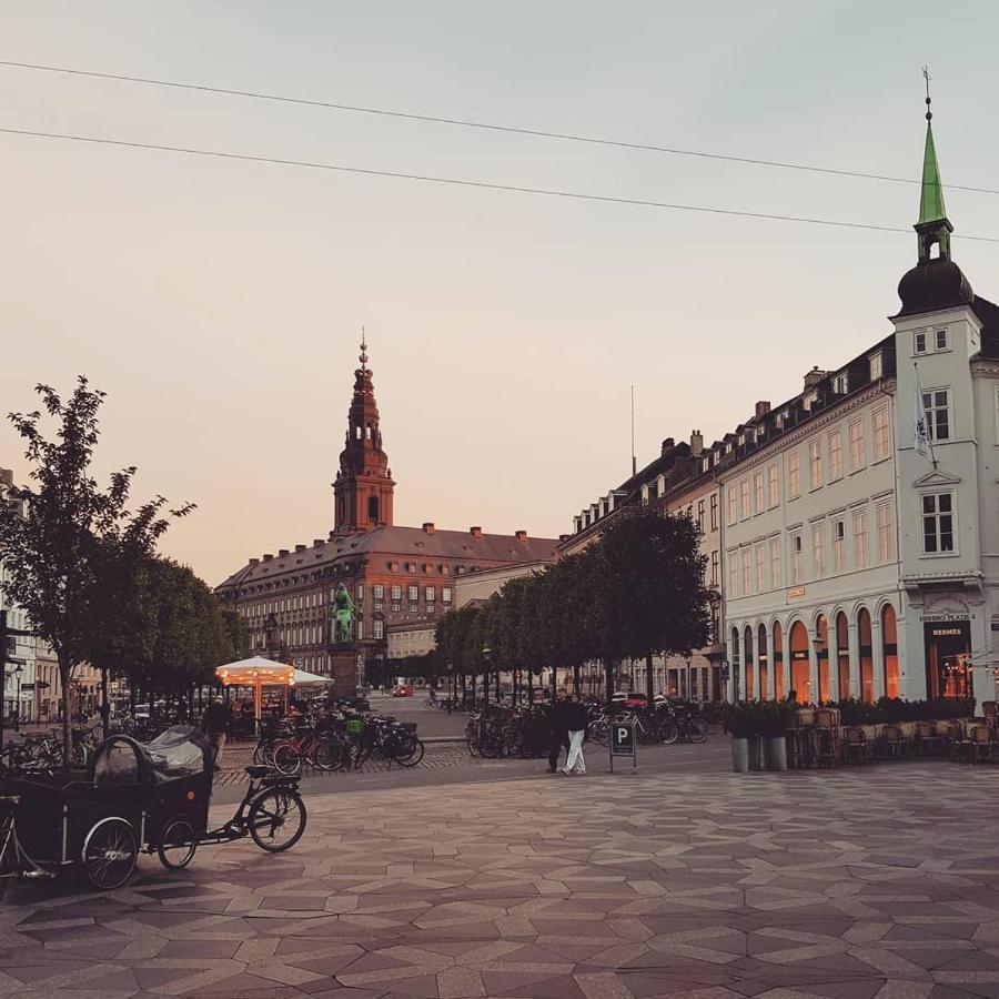 Bright In Historic City Center Apartment Kopenhagen